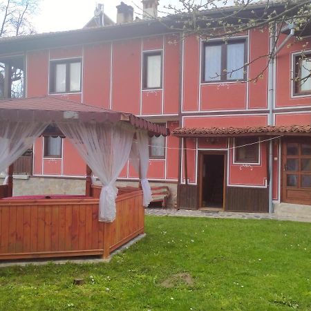 Стаи За Гости Дора Koprivshtitsa Exterior photo