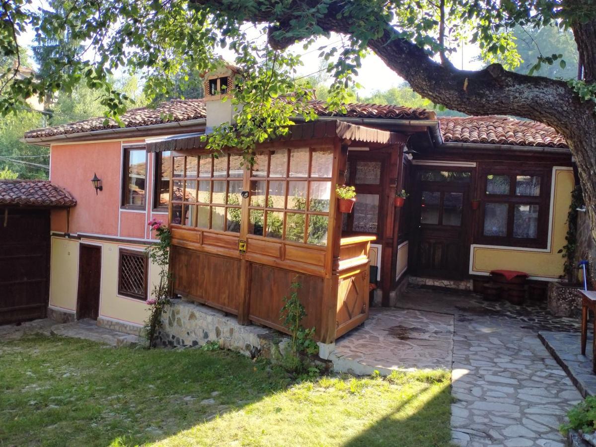 Стаи За Гости Дора Koprivshtitsa Exterior photo